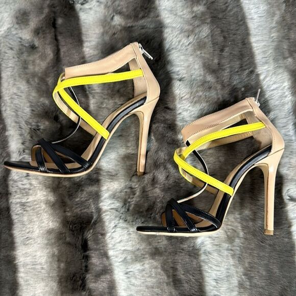 New 8 by Yoox Heels - Picture 5 of 7